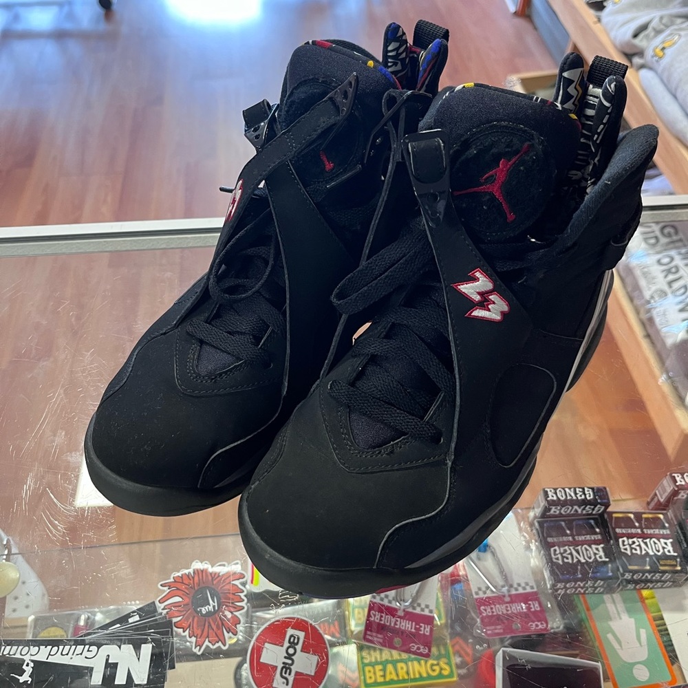 Size 9 men’s, Jordan Retro 8, great condition.